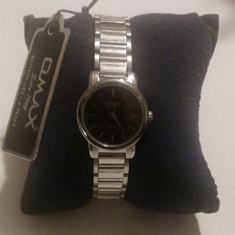 Qmax Silver Watch